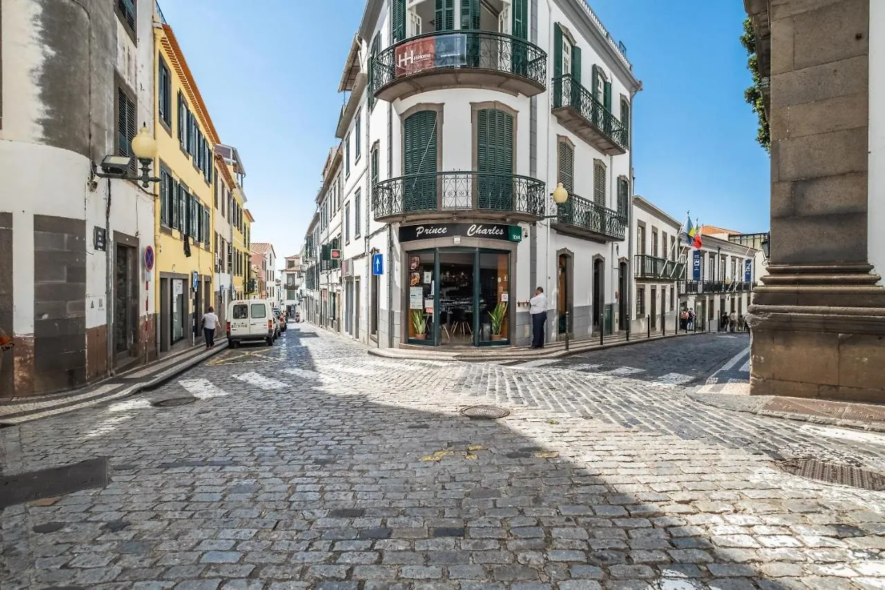Cayres Suites Surdo Funchal  0*, Funchal (Madeira)